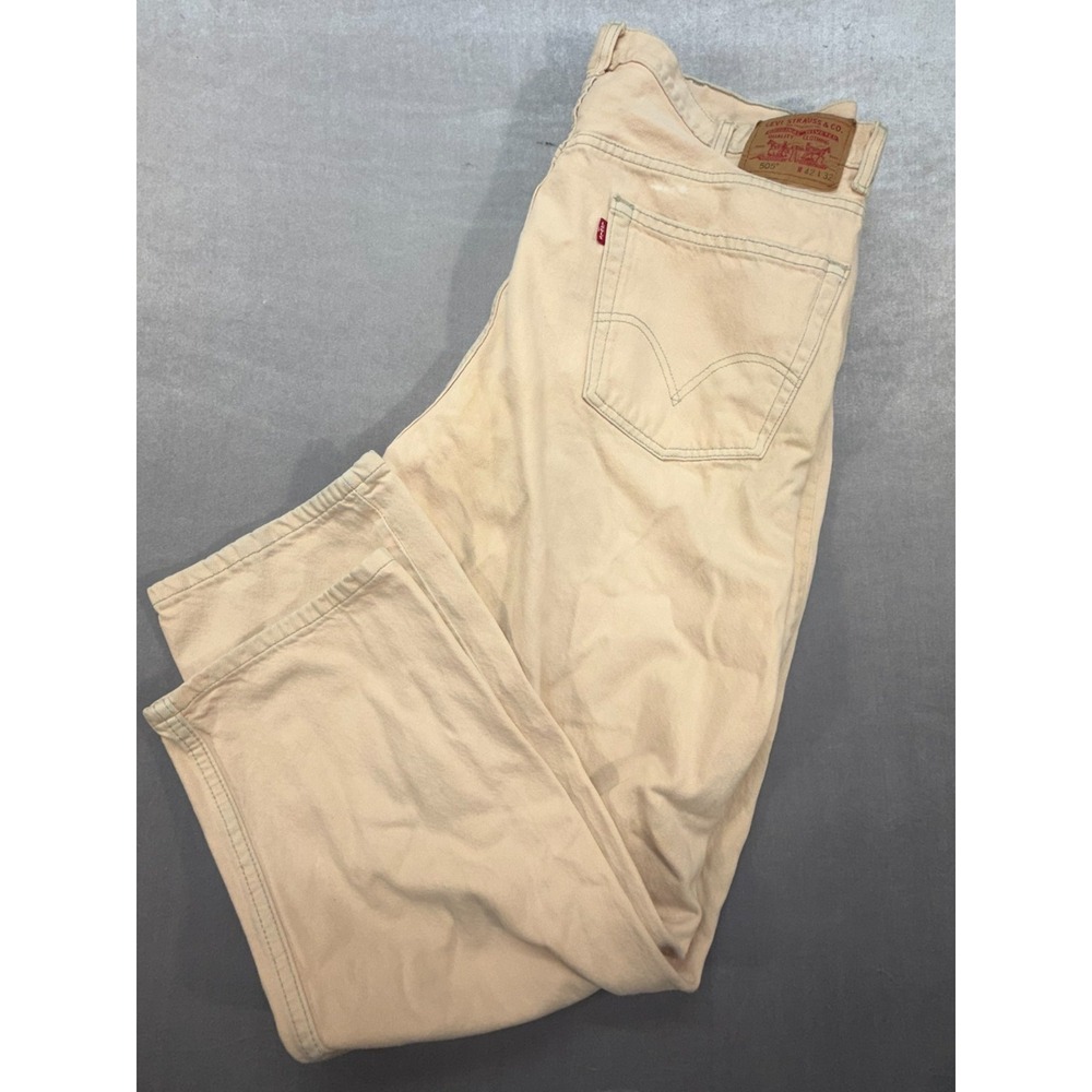 Vintage Levis Regular Fit 505 Khaki Jeans Size 42/32 2003